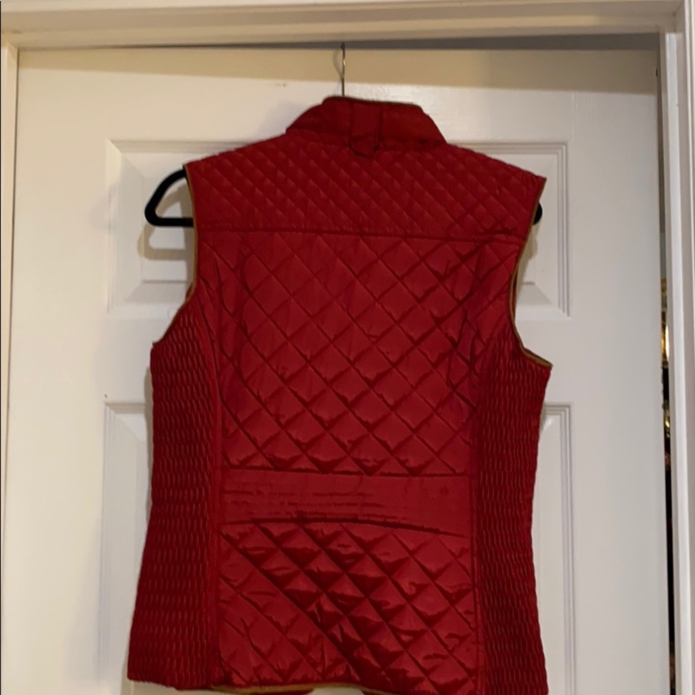Vest - Picture 2 of 3